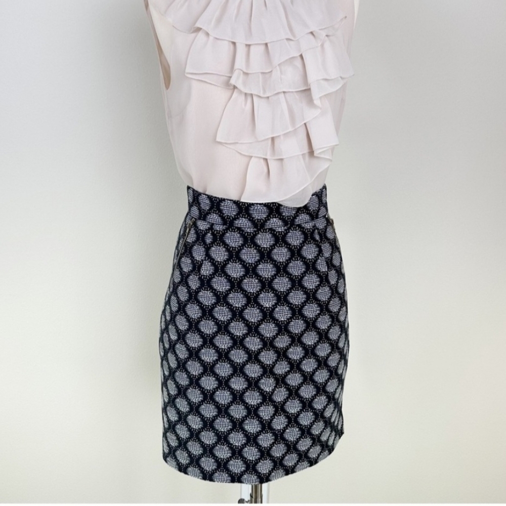 H&M Elegant Black and White Patterned Skirt